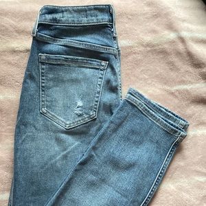 ULTRA-HIGH-RISE MOM JEANS VINTAGE STRETCH